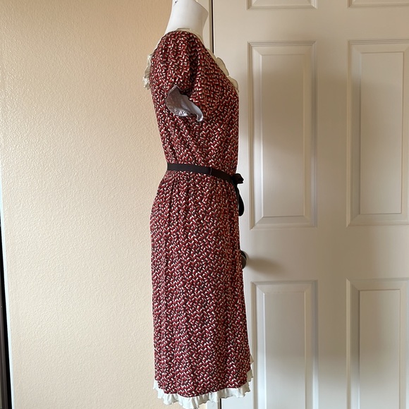 Veeko shape pattern red and brown belted dress Small - Picture 4 of 12